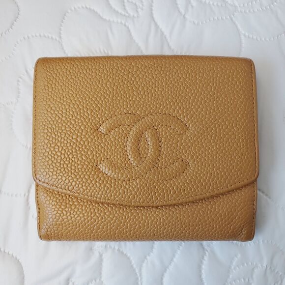CHANEL CC Logo Bifold Wallet Grained Calfskin Leather Brown Tan Acorn‎ - Picture 1 of 16